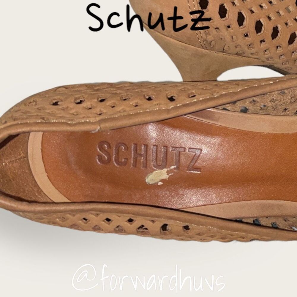 Schutz Scarpin Nobuck Biscuit Laser Cut Leather Heels Size 9 NEW - Picture 7 of 11